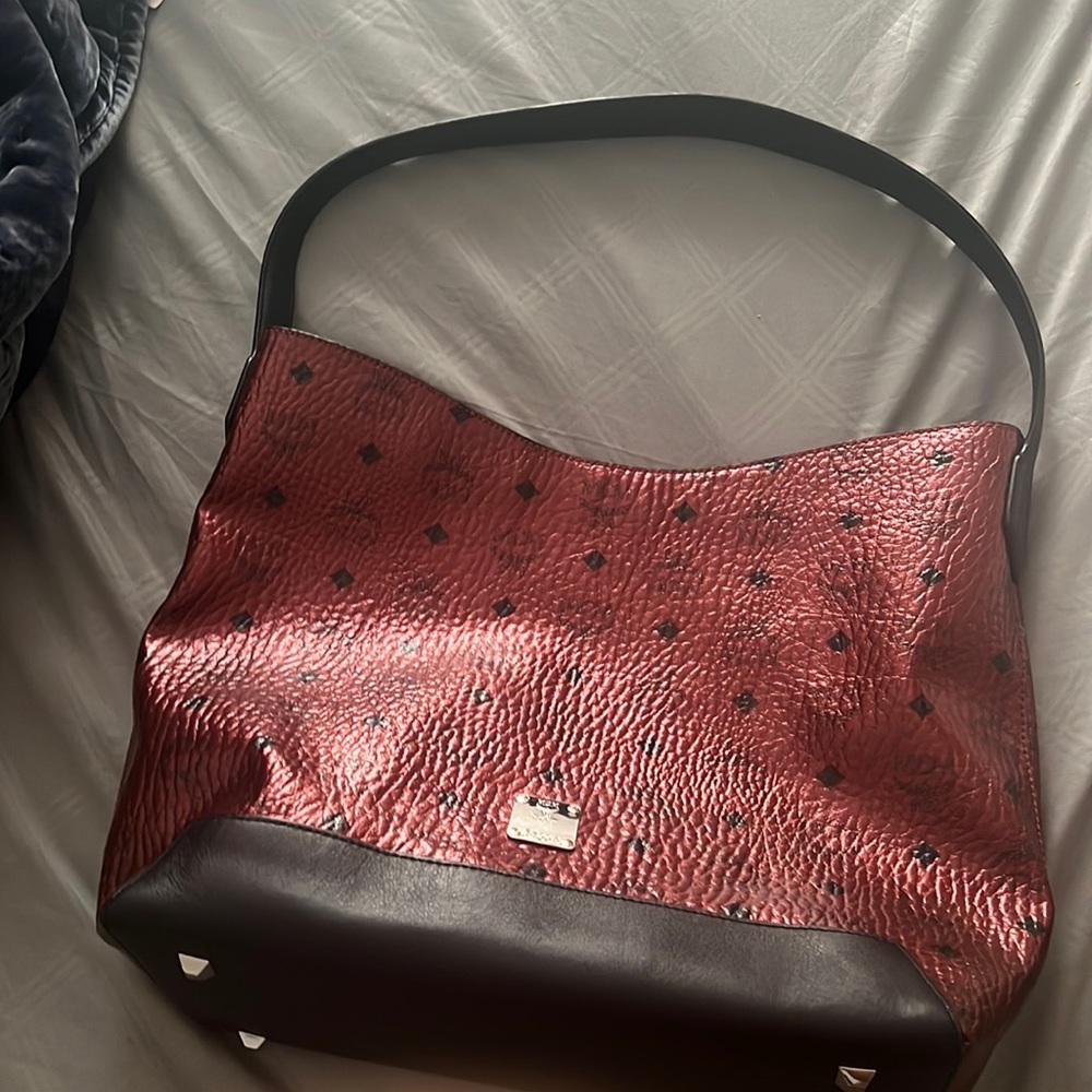 MCM pocketbook in excellent condition worn three times